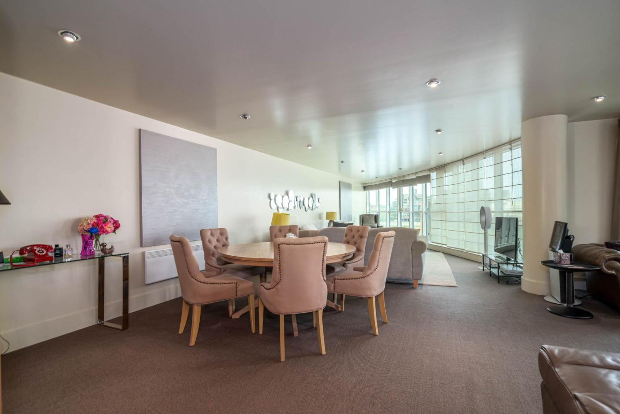 Fabulous 3 Bed Apartment In Vauxhall Londra Esterno foto