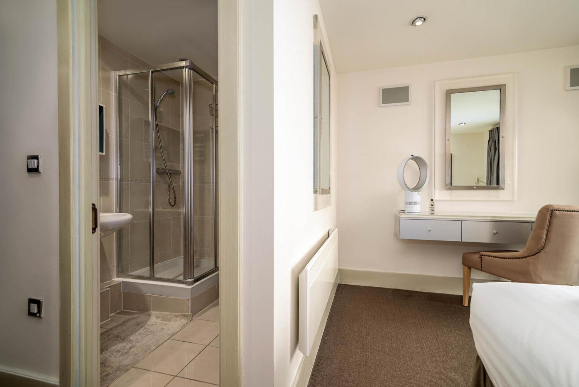 Fabulous 3 Bed Apartment In Vauxhall Londra Esterno foto