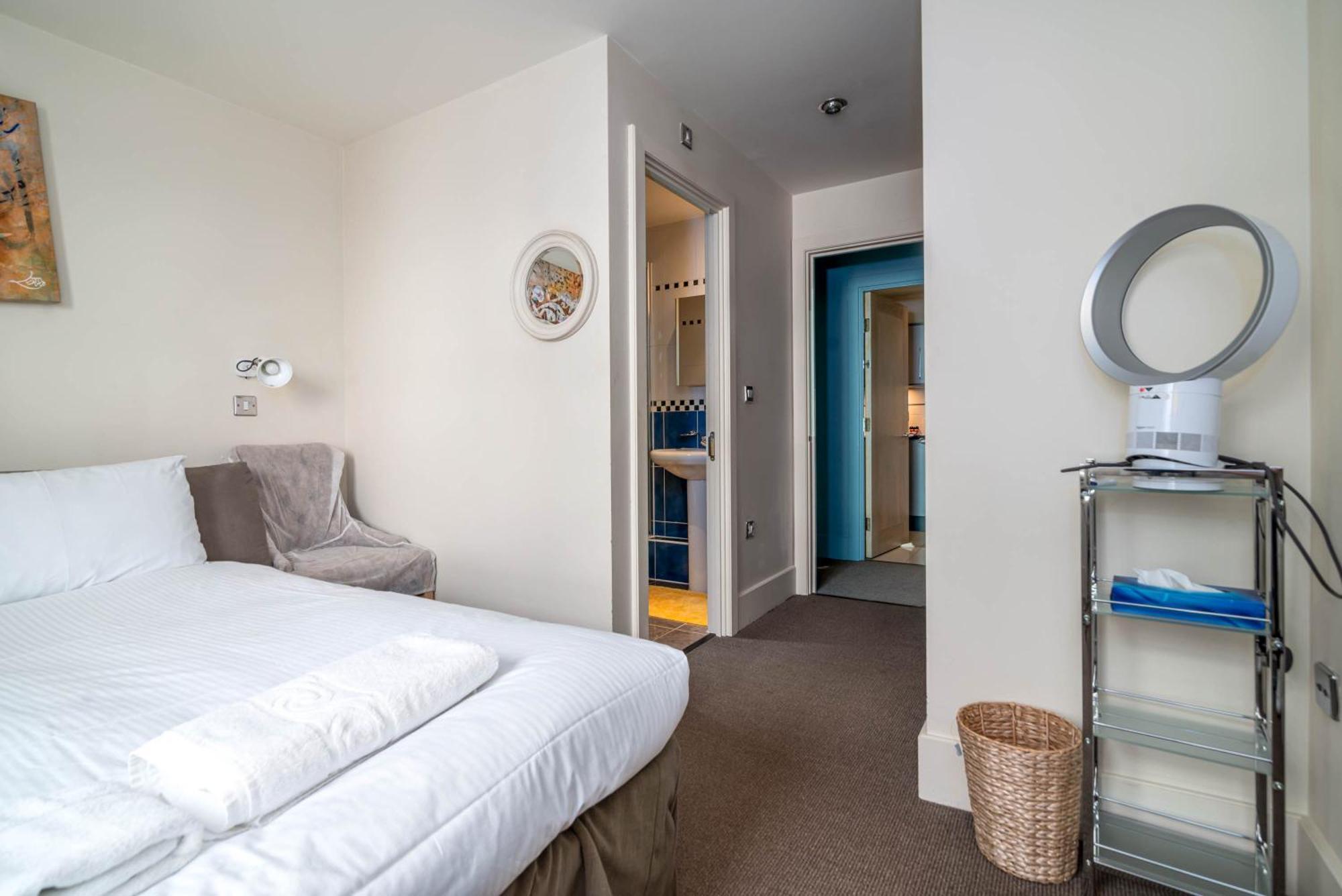 Fabulous 3 Bed Apartment In Vauxhall Londra Esterno foto
